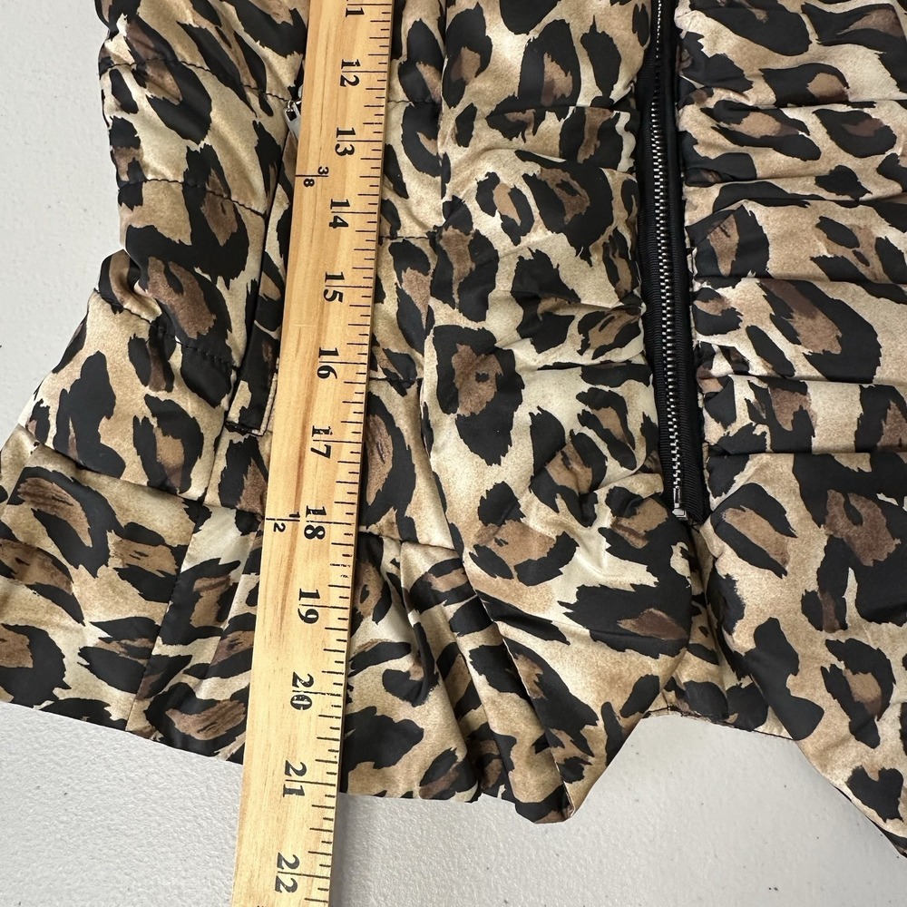 White House Black Market Full Zip Puffer Vest Womens Size XS‎ Leopard Print Chic - Picture 7 of 10